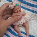 4.5 Inch Mini Reborn Baby Dolls ?Full Silicone Baby Girl Ellie,Tiny Silicone Baby Dolls ?Mini Realistic Newborn Baby Dolls with Clothes Set & Feeding Accessories