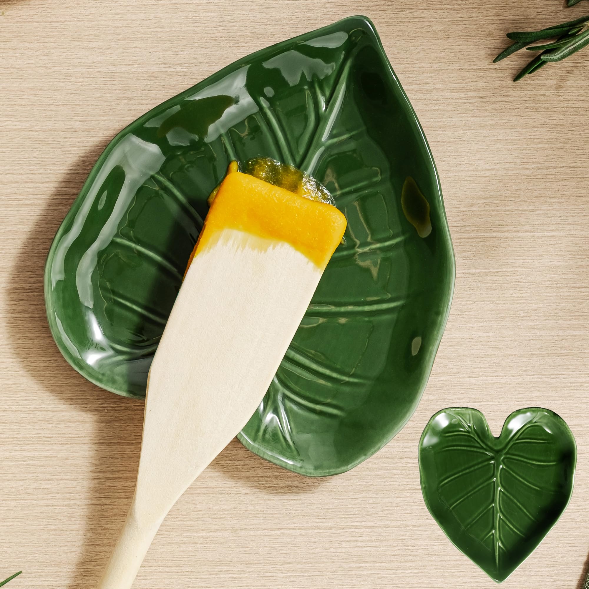 Ceramic Spoon Rest for Stove Top - Cute Green Leaf Spoon Rest/Spoon Holder for Kitchen Countertop - Cooking Kitchen Spoon Rest Utensil Rest Spatula Rest Cottagecore Kitchen Decor (1 Pack)
