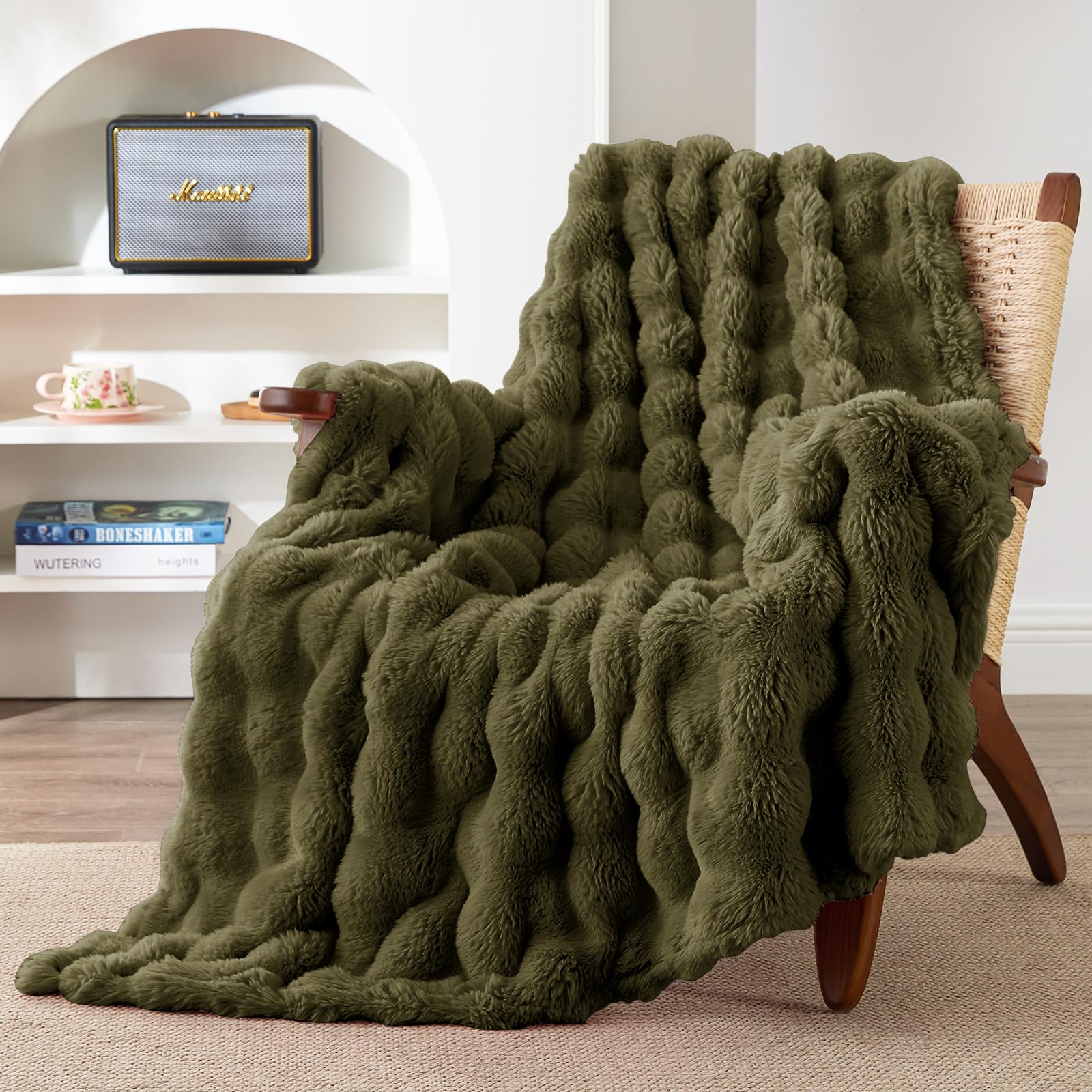 Blankets and Throw