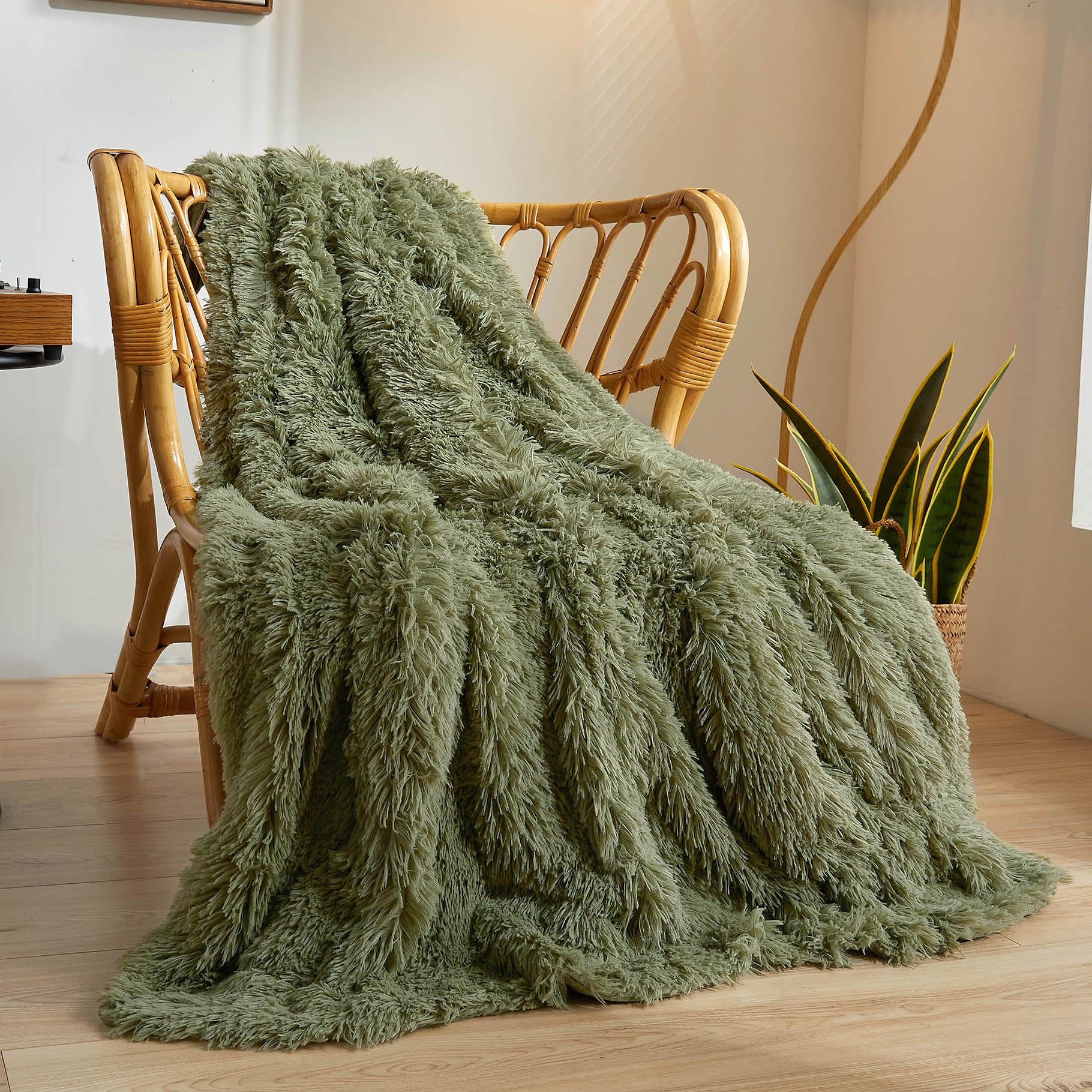 Blankets and Throw